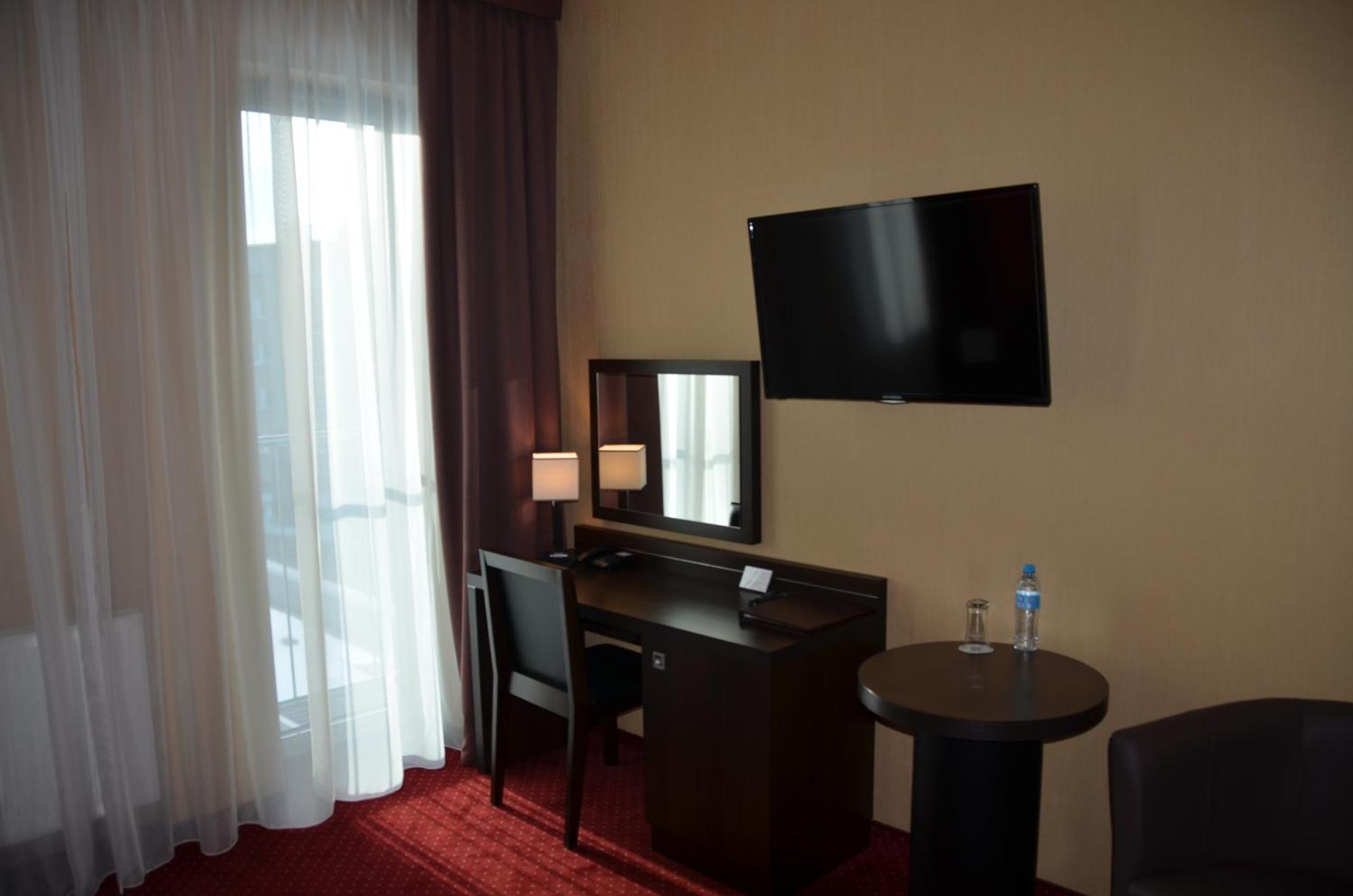 מיקולוב Hotel Pik חדר תמונה